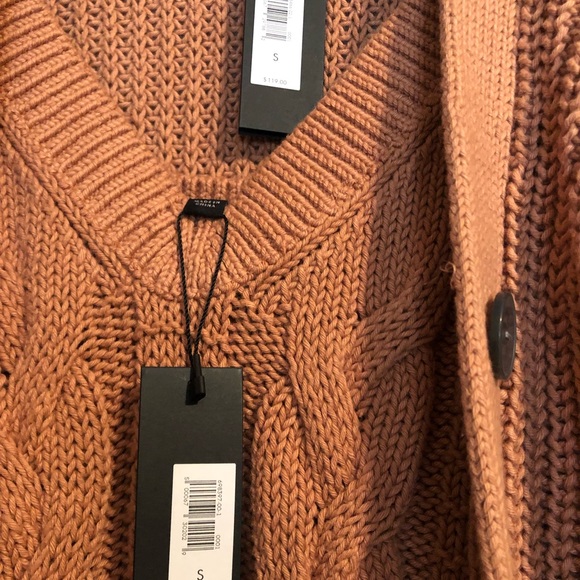 New with tags Banana Republic sweater set - Picture 2 of 5